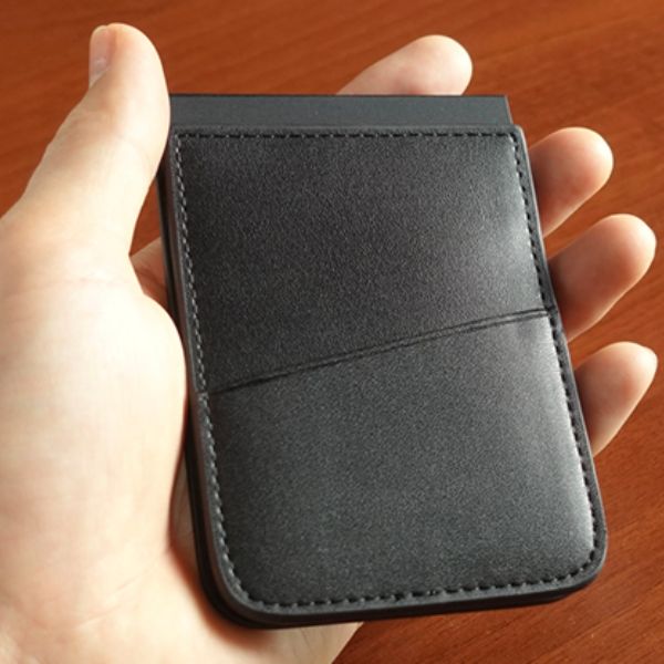 Flick! Wallet by Tejinaya & Lumos