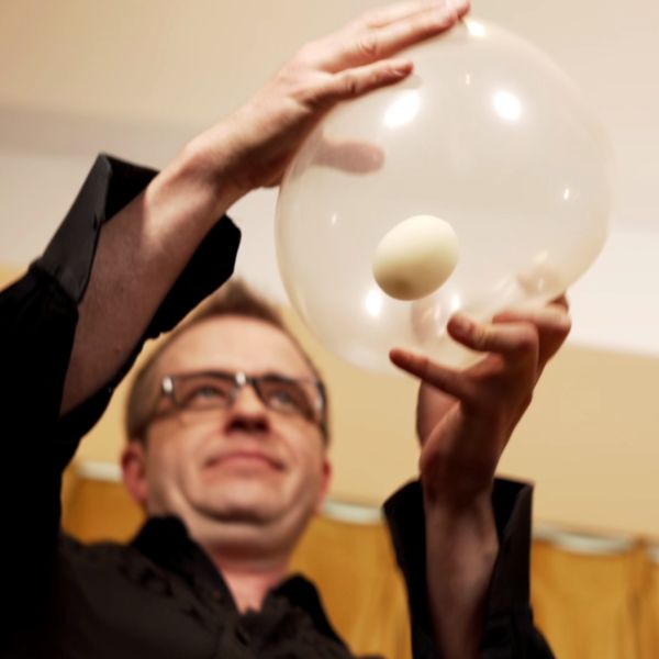 ImpossiBalloon by Robert Ray and Robert Gray