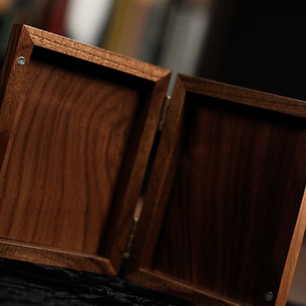 Mirage Box by Stephen Chan & Bond Lee
